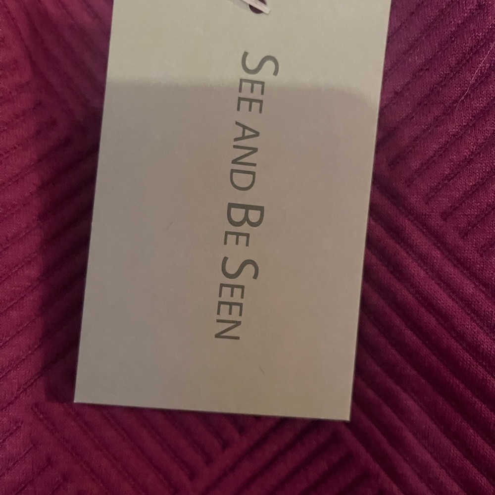 ‘See And Be Seen’ Textured Sweater and Pants Set - Picture 4 of 5